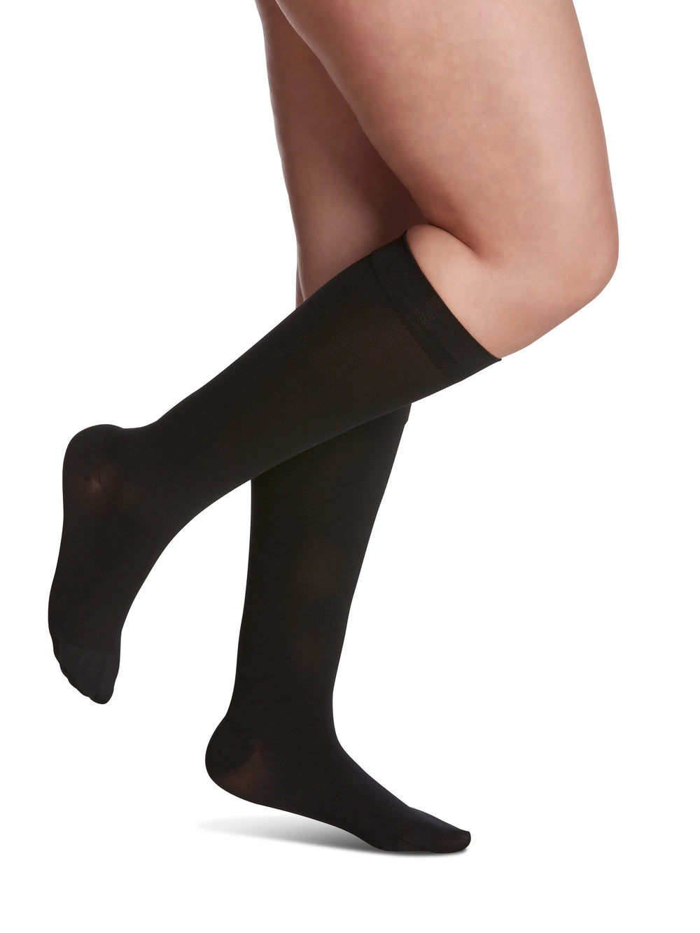 Sigvaris Bas Style Soft Opaque Mollet 20-30 mmHg Femme Pieds Fermés