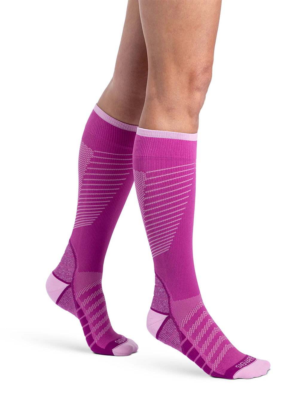 Sigvaris Women's Motion Flow Tech Calf 20-30mmHg Closed