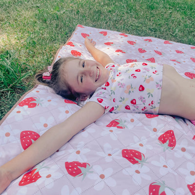 Strawberry Beach & Play Mat