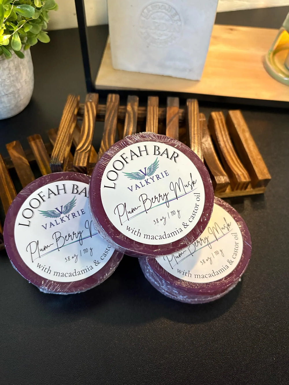 Loofah Cleansing Bar - Plum-Berry Musk