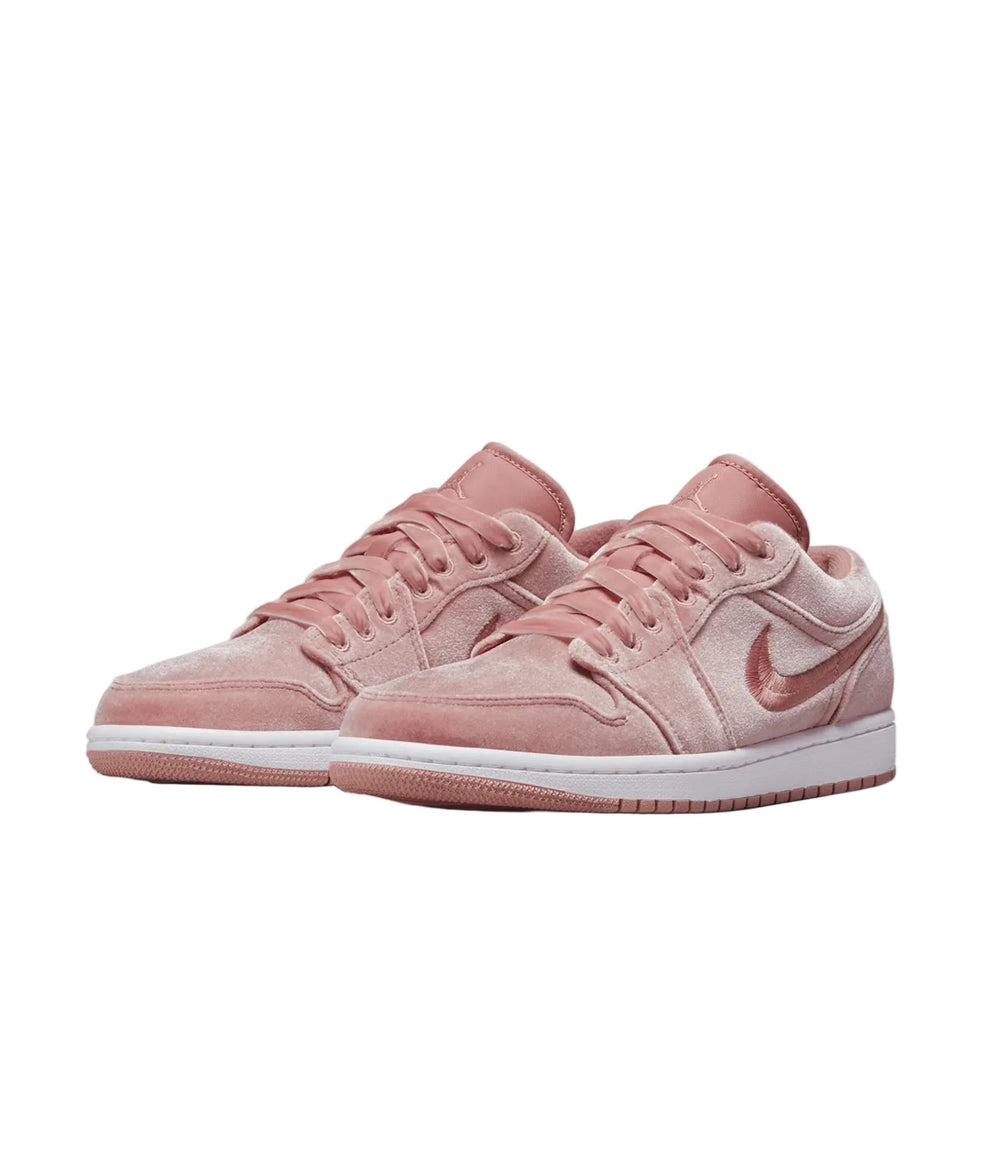 Chaussures Nike 'Air Jordan 1 Low' - Velours Rose