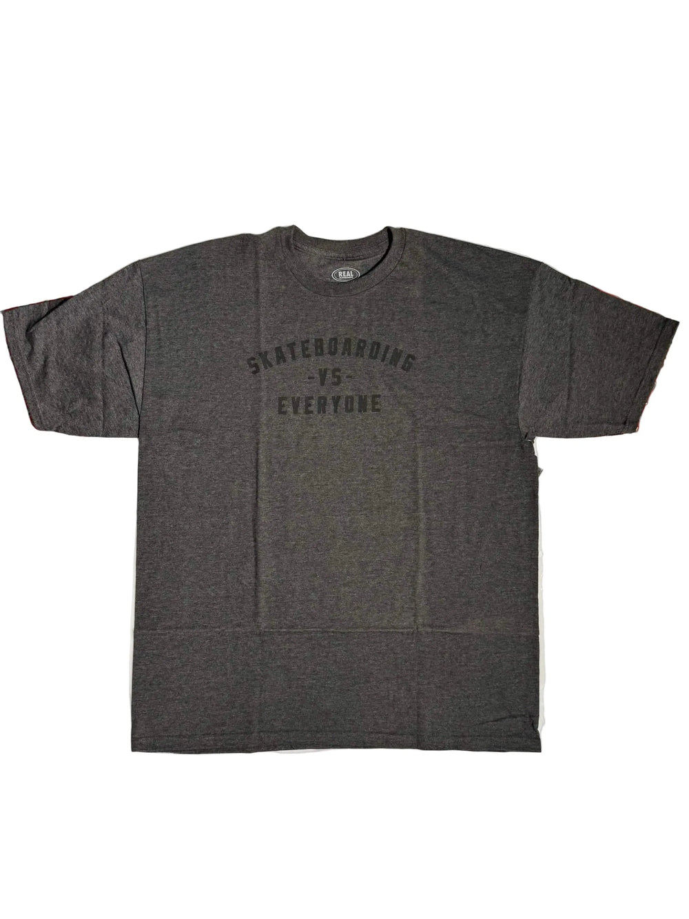 T-shirt Real Skateboards 'Everybody -VS- Everyone' - Gris chiné