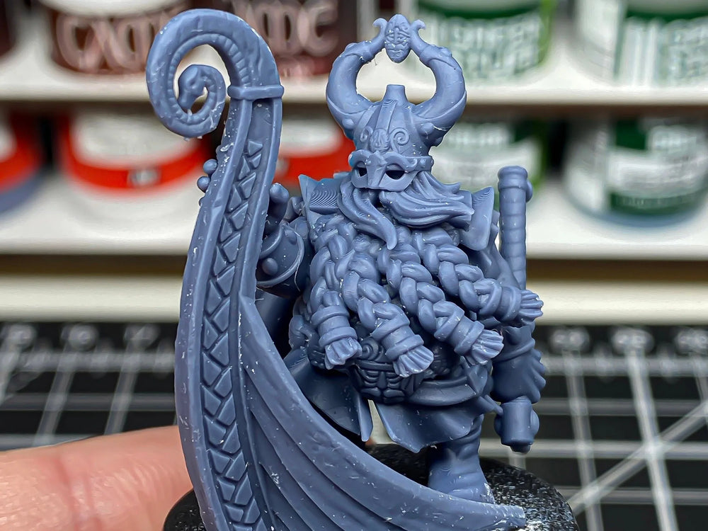 Dwarven Sea Lord - Highland Miniature | DnD | Dwarf | melee unit | fighter | 32mm | Pathfinder | TTRPG | Wargaming | Fantasy
