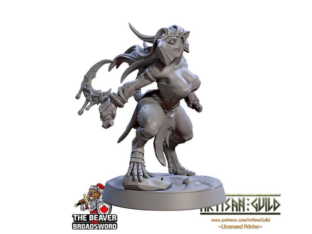 Skaria Danseuse d'Ombre 28/32mm miniature - Artisan Guild | Animal | Rat | Souris | Voleur | Homme-rat | Pin-up | Pathfinder | Jeux de guerre | Assassin