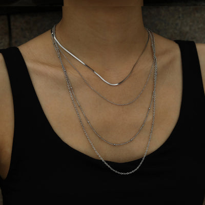 Collier SABRINA à 4 rangs et chaînes variées en argent