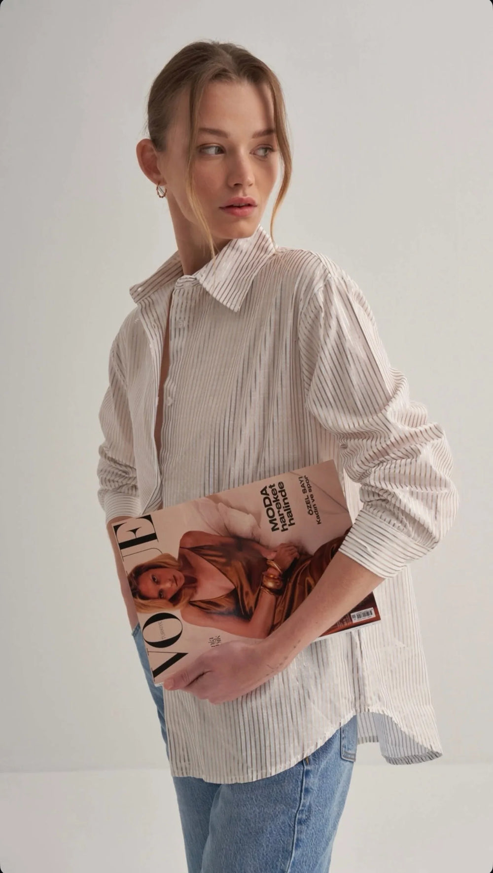 Chemise à Manches Longues à Rayures Dorées et Boutons - Blanc