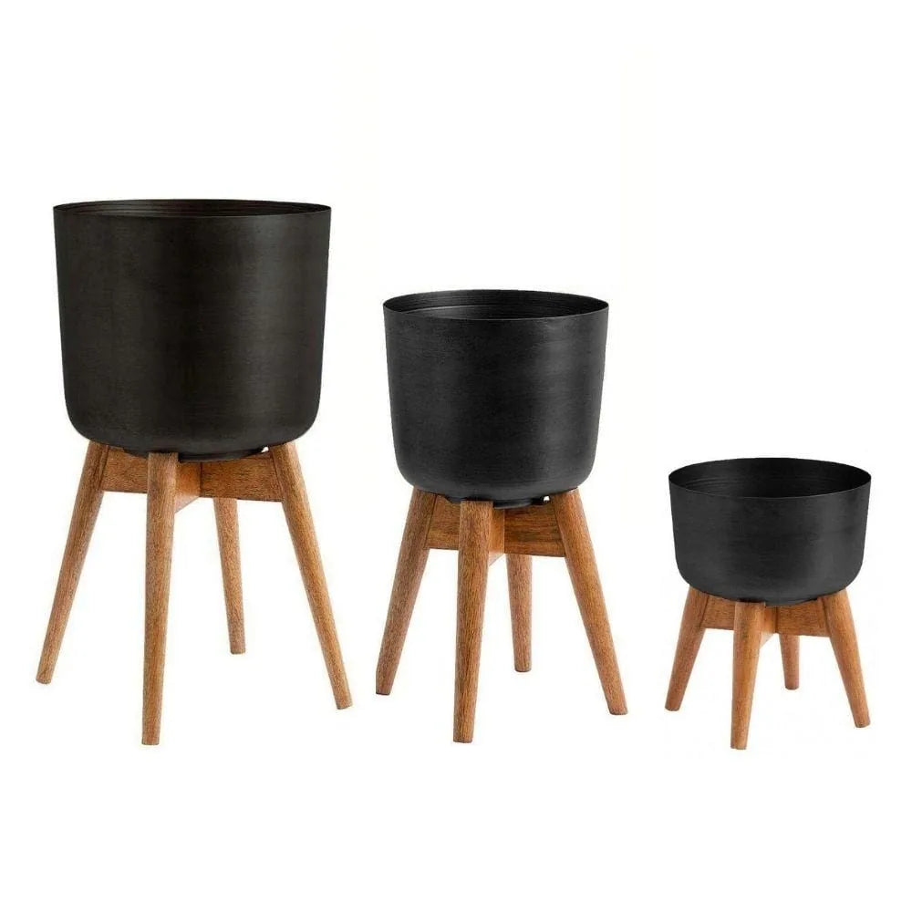 Coyo - Jardinière en bois tourné et laiton noir (plusieurs tailles)