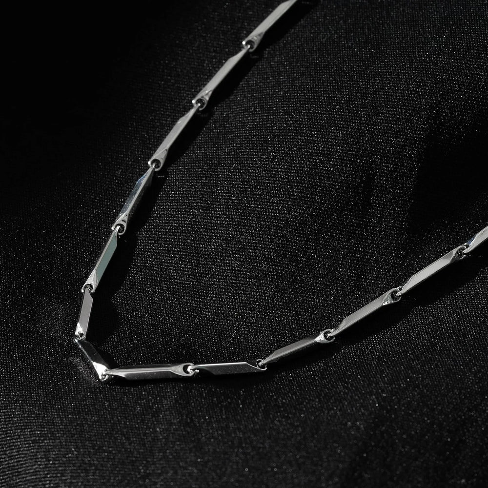 Style GUMIA Argent : Collier à chaîne perlée géométrique minimaliste