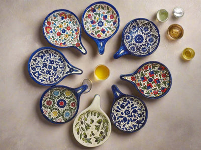 Poêle de service en céramique faite à la main de 5 pouces pour apéritifs et collations, plusieurs motifs floraux et roses bleues
