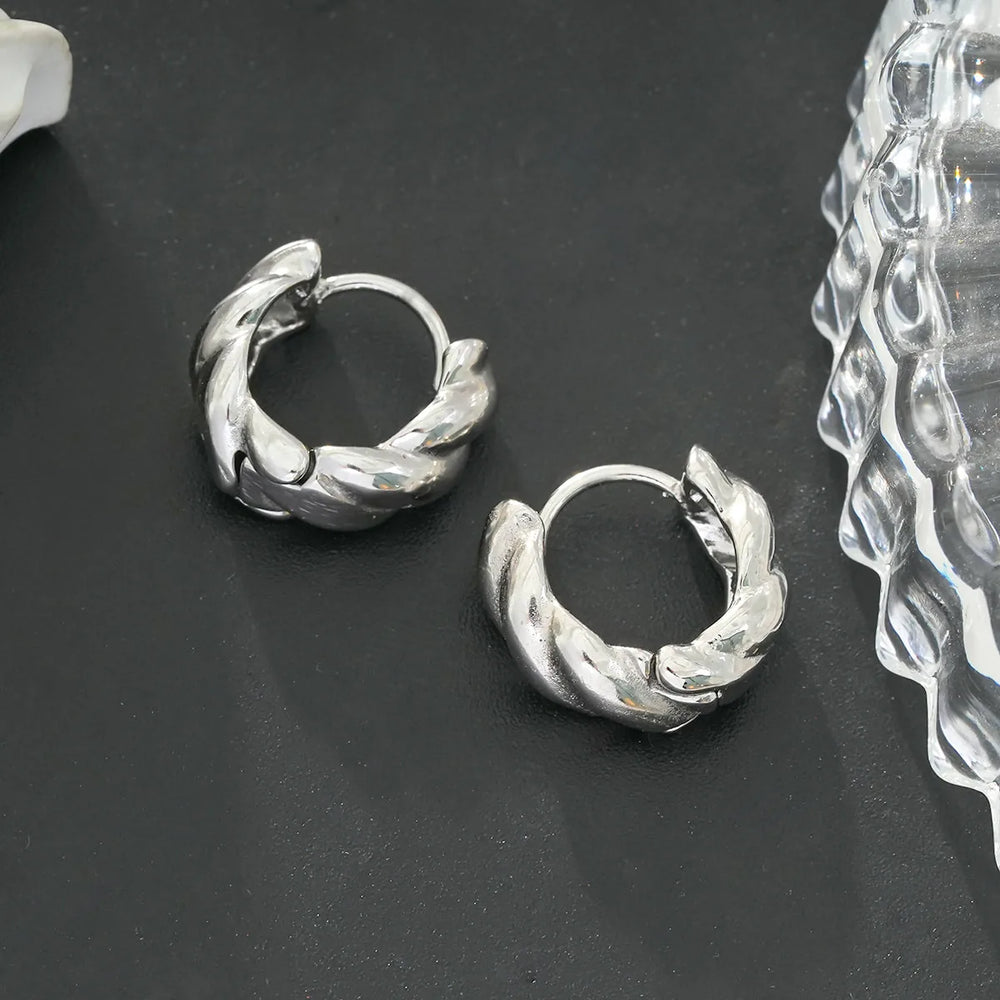 Boucles d'oreilles créoles mini épaisses TYLA fini ciselé texturé - Ton argent