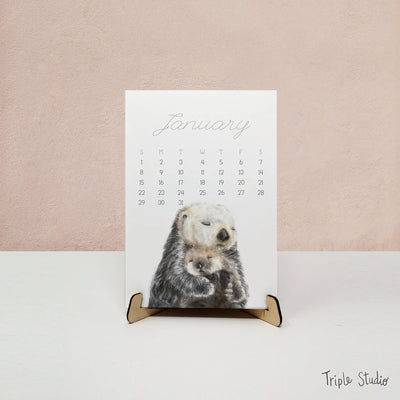 2027 Desk Calendar: Baby & Mommy