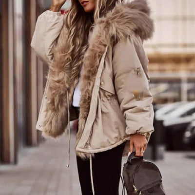 Manteau matelassé pour femme avec col en fourrure