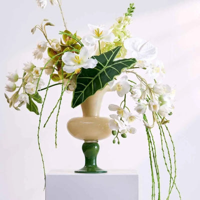 Vase et décor floral style français – Centre de table élégant pour salle à manger, salon et mariages