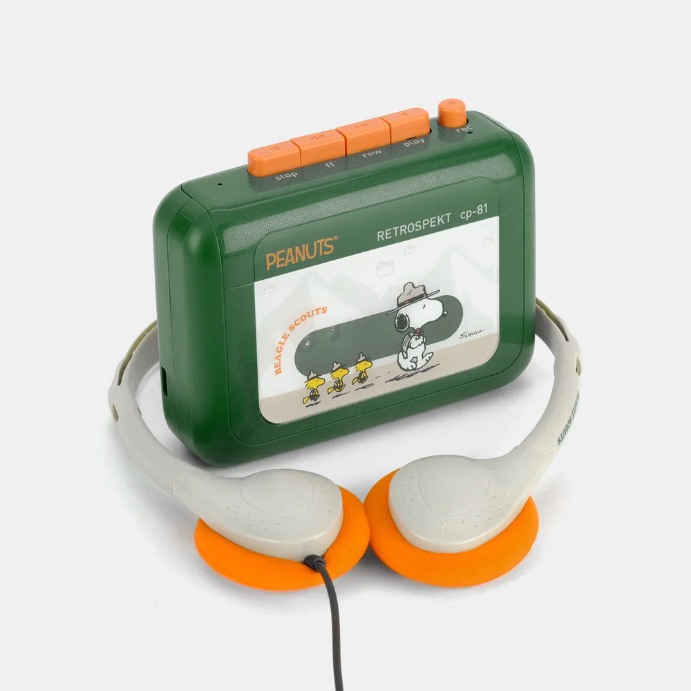 LECTEUR CASSETTE PORTATIF PEANUTS BEAGLE SCOUTS RETROSPEKT CP-81