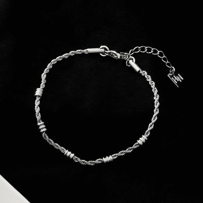 AMIENS : Bracelet chaîne torsadée en or blanc plaqué argent et perles