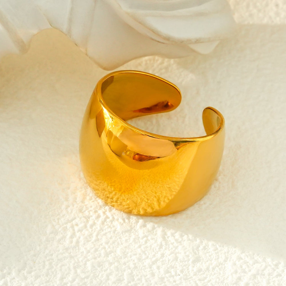 ARILOGO : Bague moderne à large bande en or
