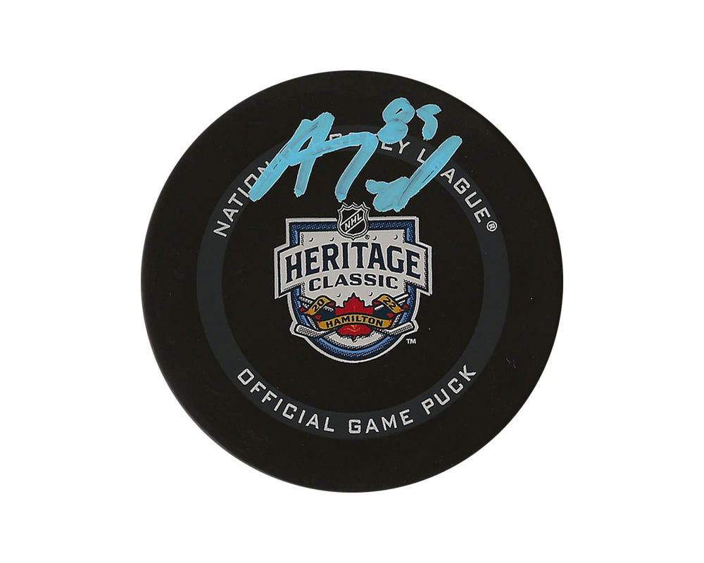 Palet officiel du match Heritage Classic 2022 autographié par Alex Tuch