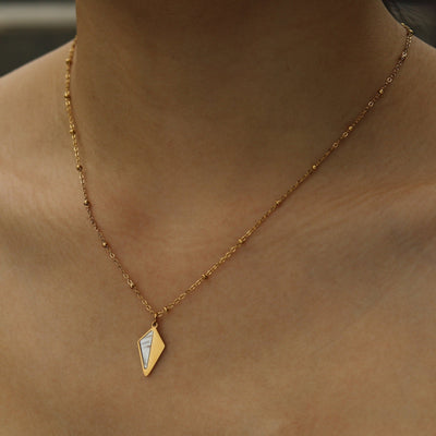 CATORI Minimalist Metal & Shell Diamond Shaped Pendant Necklace