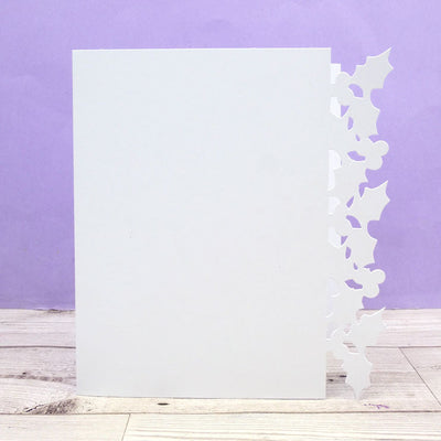 Festive Fancy-Edge Card Blanks - Holly