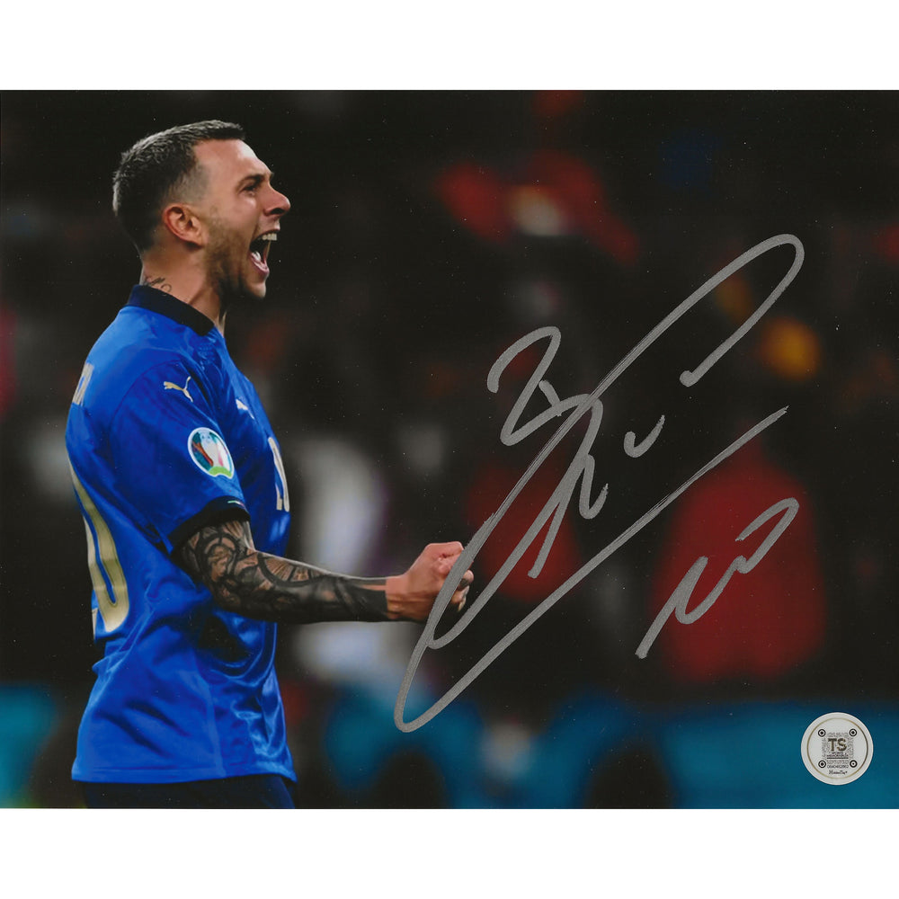 Photo 8x10 dédicacée de Federico Bernardeschi célébrant avec l'équipe nationale italienne de football