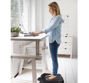 Giantex Anti Fatigue Mat, Not-Flat Standing Mat w/ Foot Massage Points Diverse Terrain & Beveled Edges