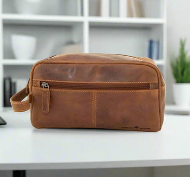 Greenwood Leather Geelong Toiletry Bag