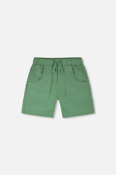 Short style parachute avec poches plaquées Vert