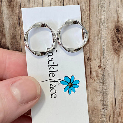 Twisted Circle Stud Earrings – Minimalist Hypoallergenic Studs