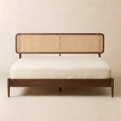 Structure de lit en rotin naturel Lupin