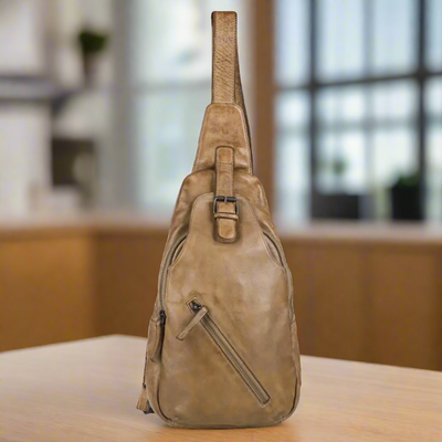 Sac à dos poitrine en cuir, coupe épaules dénudées
