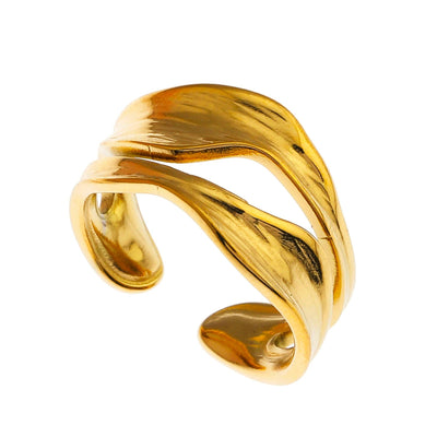 Bague abstraite superposée texturée et façonnée avant-gardiste LARKE