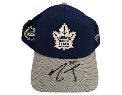 Chapeau de joueur des Maple Leafs de Toronto de la Série mondiale 2023 dédicacé par Ryan Reaves