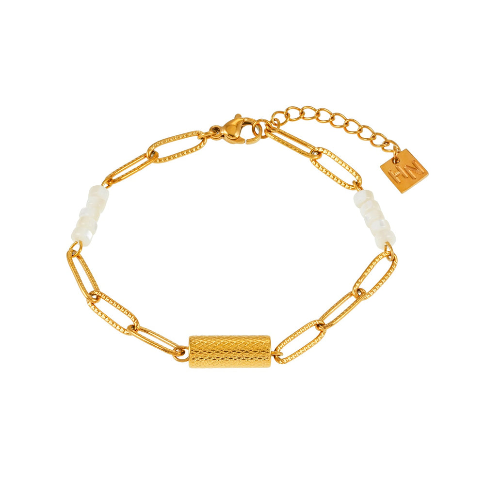 Bracelet SEDONA : Combinaison de coquillage naturel et de chaîne trombone dorée avec pendentif Art déco