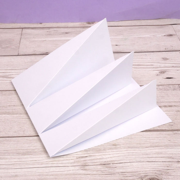 Cartes et enveloppes de luxe prédécoupées – Trois marches pliantes