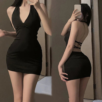 Robe noire à col licou pour fête