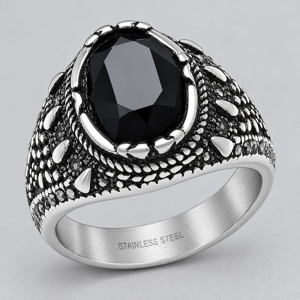 Bague SteelTime pour homme en acier inoxydable gothique avec diamant noir simulé