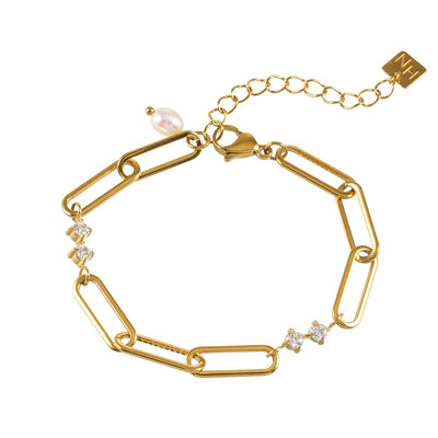Bracelet TIANINA Or : Chaîne à maillons trombone avec accents de zircone et breloque perle d'eau douce