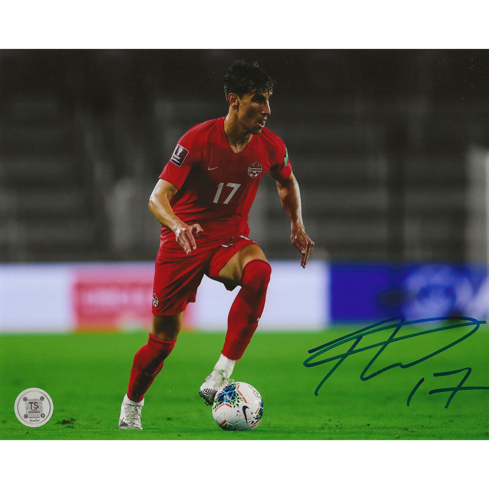 Photo 8x10 de l'équipe nationale masculine du Canada, autographiée par Theo Corbeanu