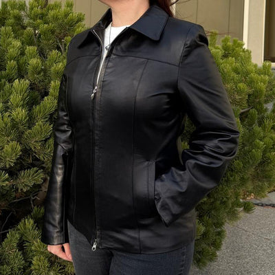 Veste classique en cuir d'agneau noir pour femme