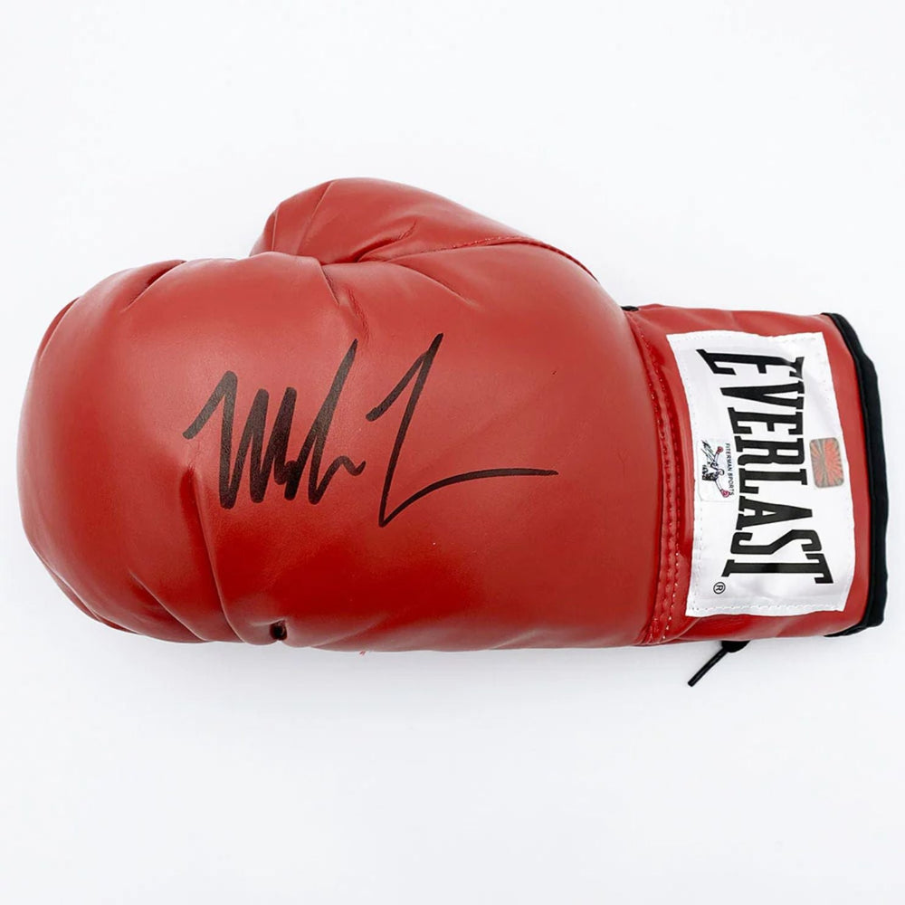 GANTS DE BOXE MAIN GAUCHE AUTOGRAPHÉS PAR MIKE TYSON – OBJET DE COLLECTION SIGNÉ POUR LES FANS DE COMBATS LÉGENDAIRES ET LES COLLECTIONNEURS DE SOUVENIRS