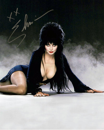 CASSANDRA PETERSON A SIGNÉ ELVIRA MAÎTRESSE DES TÉNÈBRES PHOTO AUTOGRAPHIÉE 20 X 25 CM CLASSIQUE CULTE D'HORREUR DE COLLECTION (25 X 20 CM) – PRÉSENTOIR DE SOUVENIRS AUTOGRAPHIÉS – OBJET DE COLLECTION AUTHENTIQUE SIGNÉ