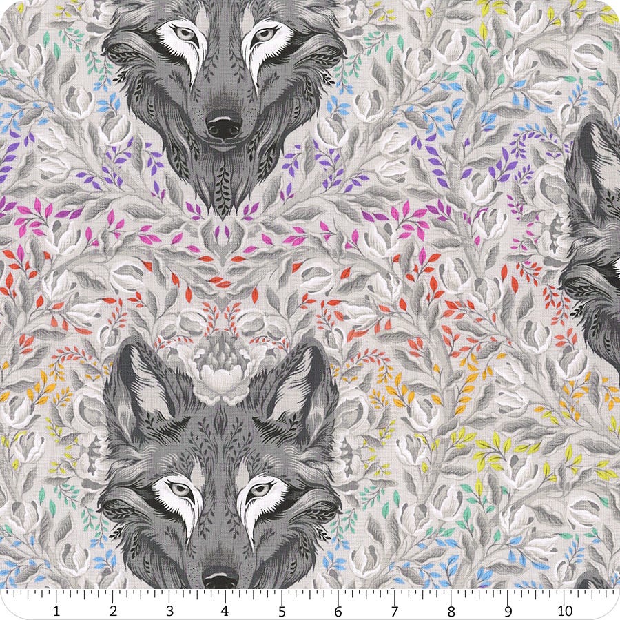 Tula Pink - Gray Work - Wolf of Pink Street - Fog - PWTP256-FOG — Cottage Quilting Ltd.