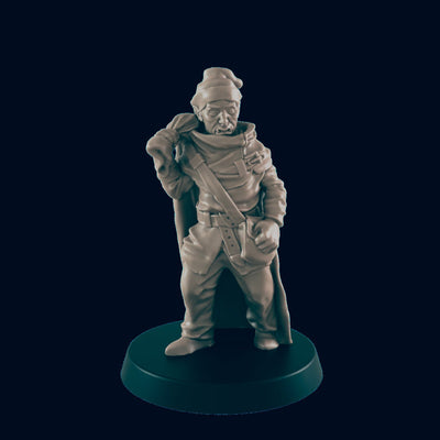 Male Half-Orc Traveler - EC3D | DnD | Male | Villager | Fighter | Adventurer | 32mm | Pathfinder | commoner | TTRPG | Wargaming |