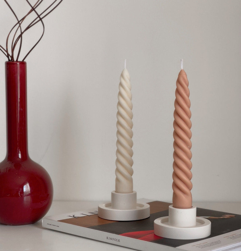 Round Jesmonite Candlestick Holder: Minimalist Table Decor