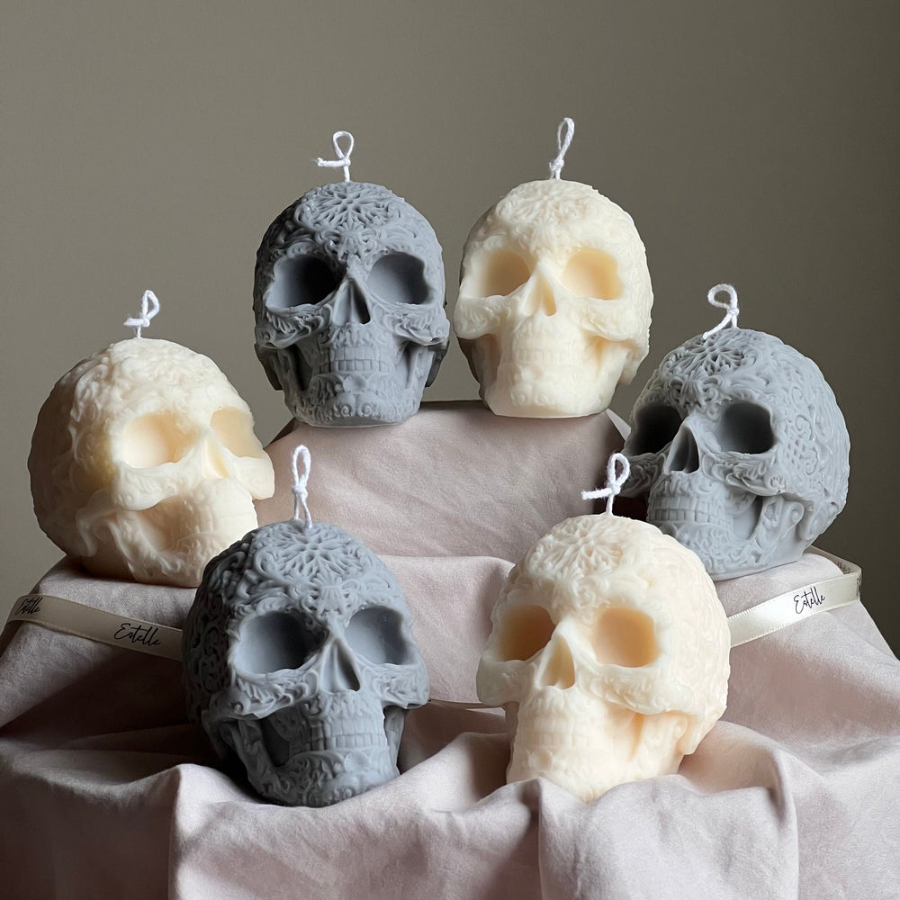 Handmade Halloween Skull Candle: Spooky Soy Wax Home Decor
