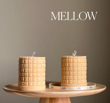 Large Knitted Soy Pillar Candle | Custom Color & Scent