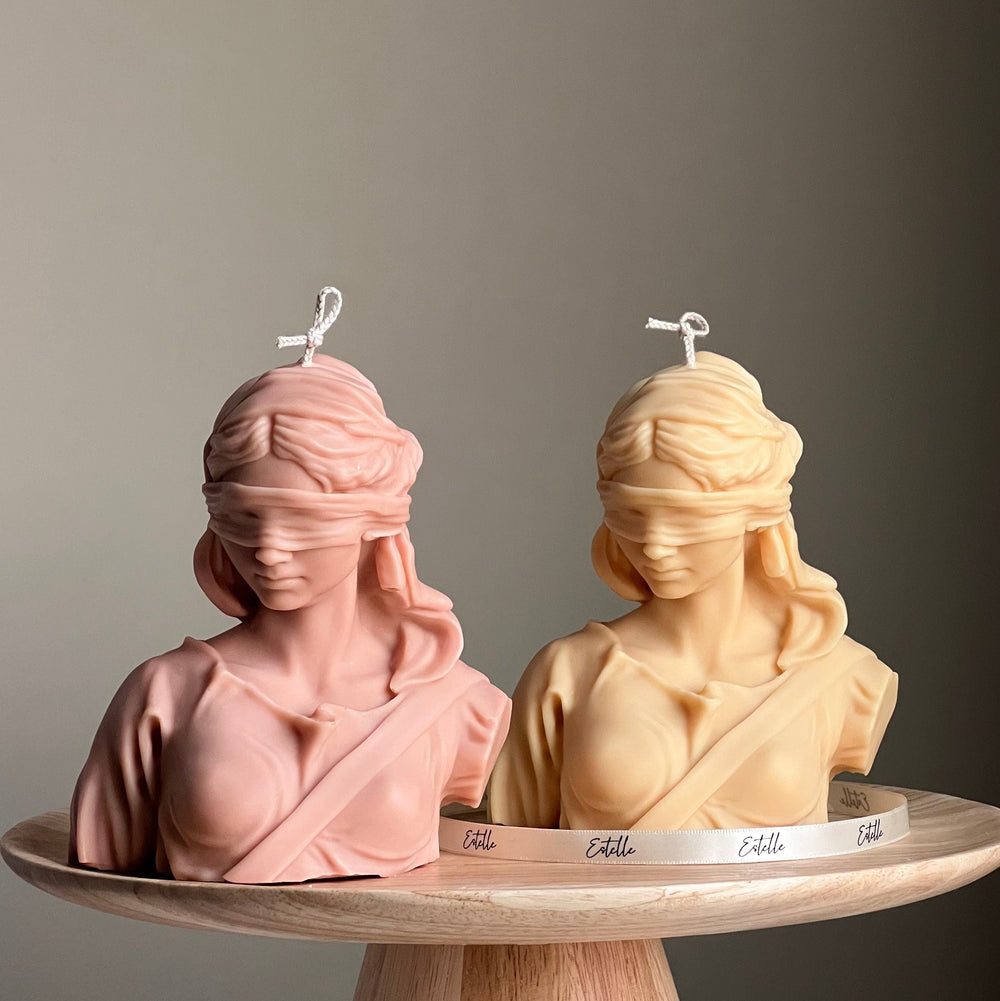Bougie en cire de soja « Justice Aveugle » : Bougie buste de femme