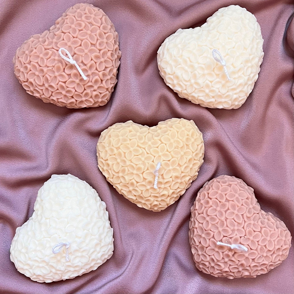 Flower Heart Soy Wax Candle | Romantic Home Decor