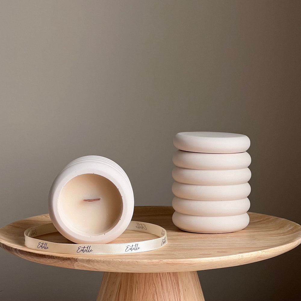 Bougie à la cire de soja "Donut Jar" | Mèche en bois, Pot en Jesmonite