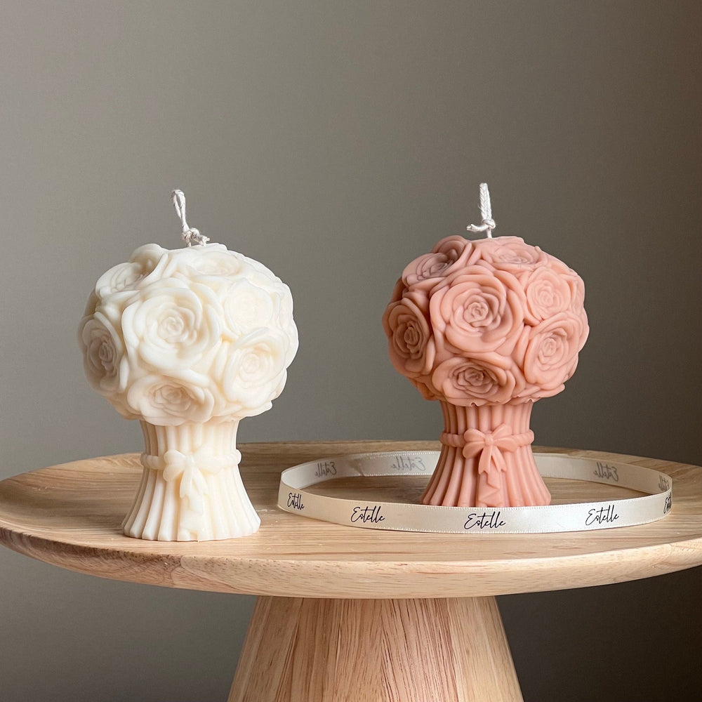 Bouquet de fleurs sculptural | Bougie pilier en cire de soja